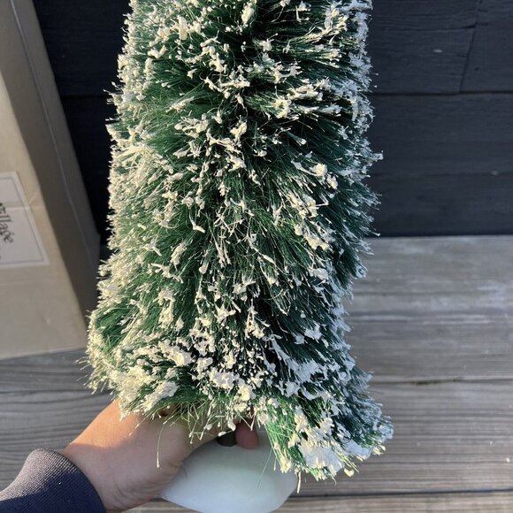 Department 56 Christmas Snow Village BIG 22" Frosted Spruce Tree #52329 Box-C - Picture 7 of 16